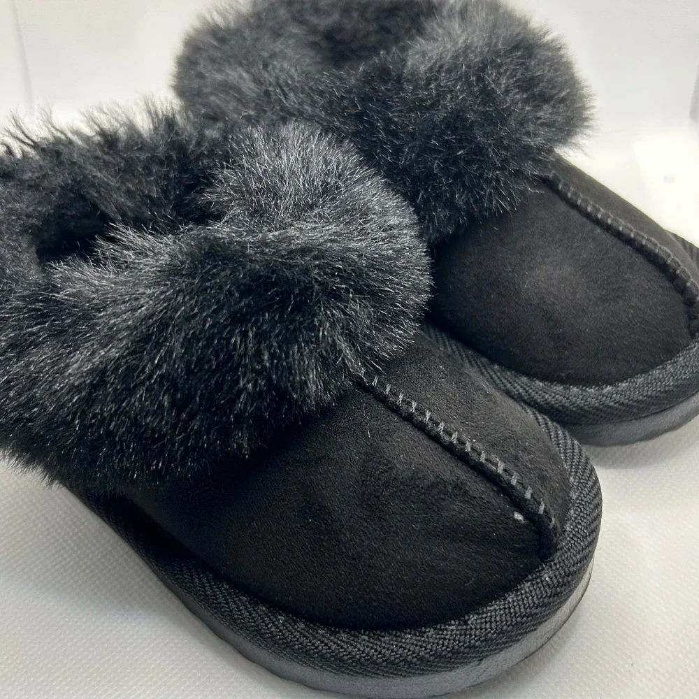 Black Suede Faux Fur Lined kids Boots Size 5 Target Winter Pull On‎ Outdoor